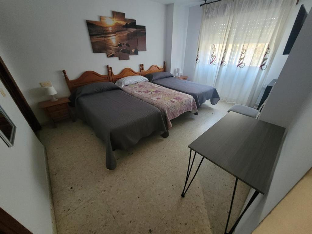Hostal Mediterraneo Torre Del Mar Exterior photo