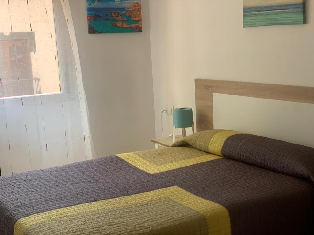 Hostal Mediterraneo Torre Del Mar Exterior photo